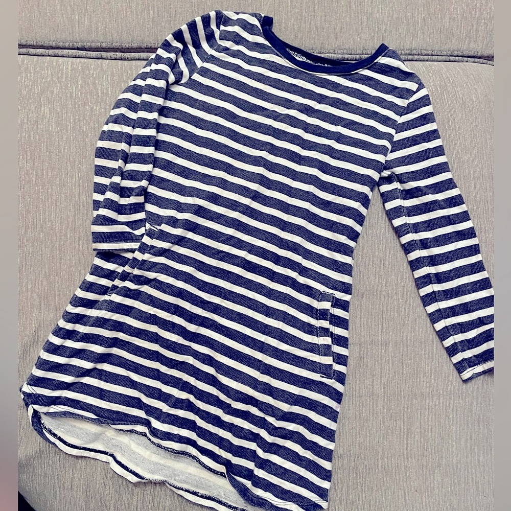Old navy long sleeved dress